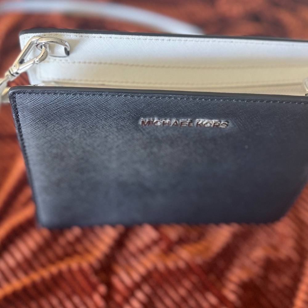 Michael Kors Selma Saffiano Leather Mini Messenger Bag In Black And White - Picture 5 of 10